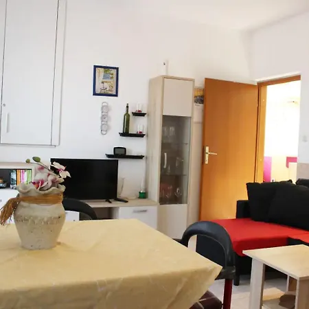Apartment Lucia - Terrace With Sea View Supetar