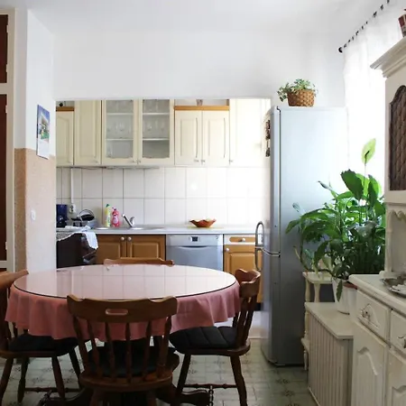 Apartment Lucia *
